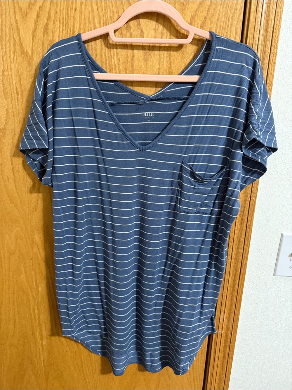 🫶🏼3 for $12!!🫶🏼a.n.a Dusty Blue and White Striped V-Neck Pocket Tee